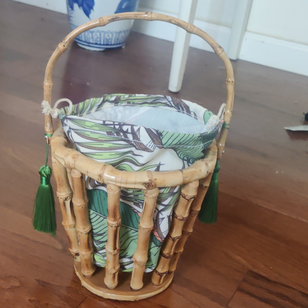 Bamboo basket tassel bag